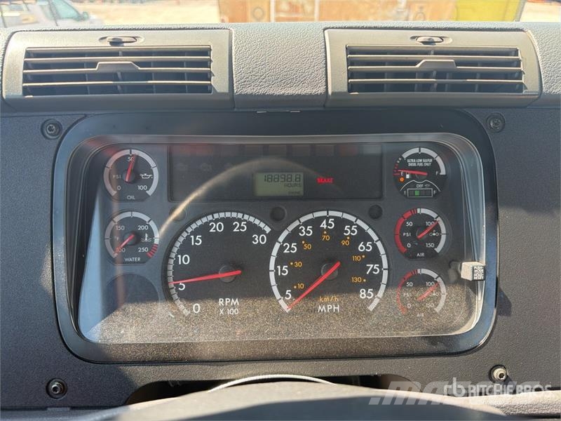 Freightliner Cascadia 125 Седельные тягачи