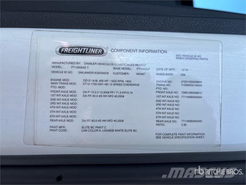 Freightliner Cascadia 126 6x4 T/A Sleeper Truck Tractor Τράκτορες