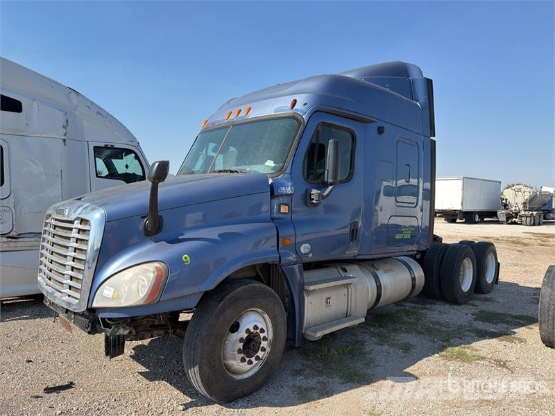 Freightliner Cascadia 125 Тягачі