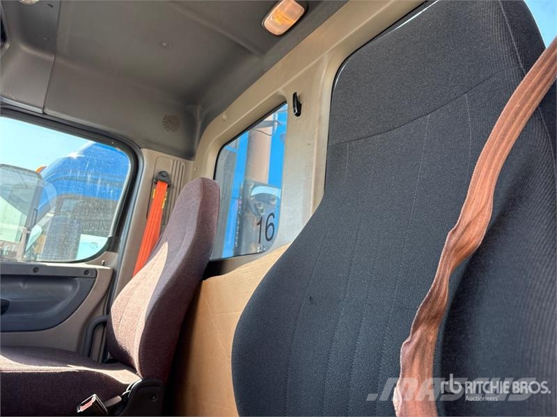 Freightliner Cascadia 113 Седельные тягачи