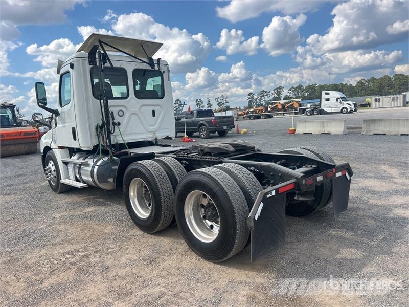 Freightliner Cascadia 126 Dragbilar