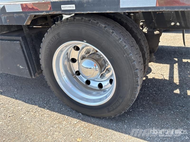 Freightliner Cascadia 113 Camiones portacoches