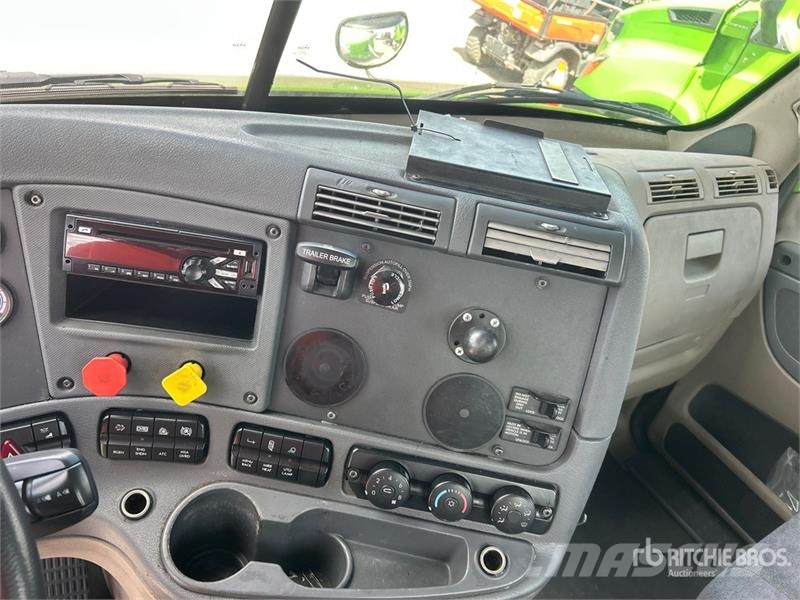 Freightliner Cascadia 113 Τράκτορες