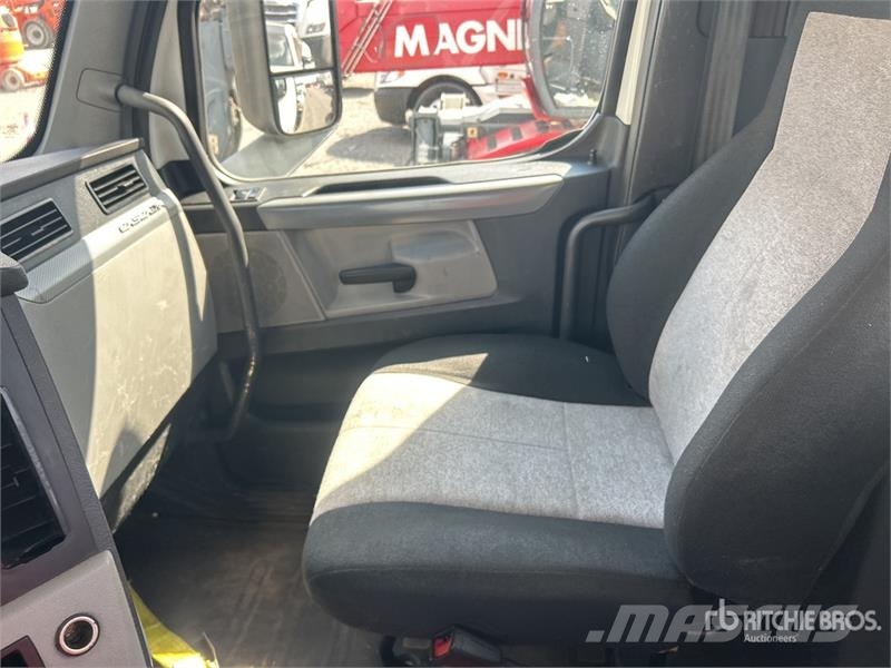 Freightliner Cascadia 116 Vlačilci