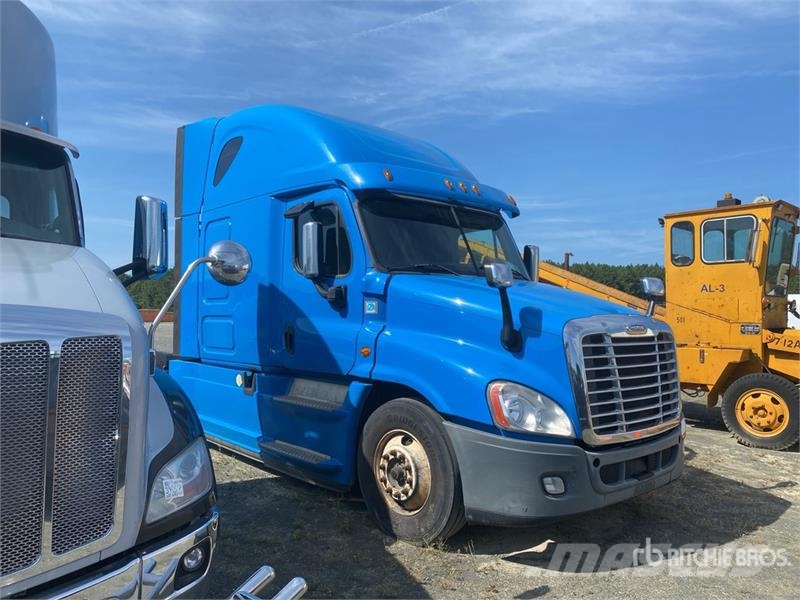 Freightliner Cascadia 125 Влекачи