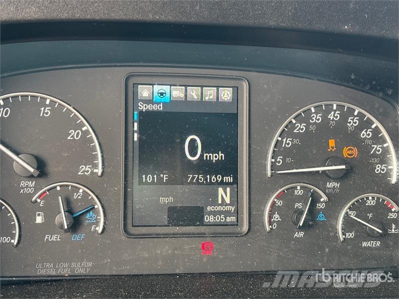 Freightliner Cascadia T/A Sleeper Truck Tractor 6x4 T/A Sleeper Tractor Units