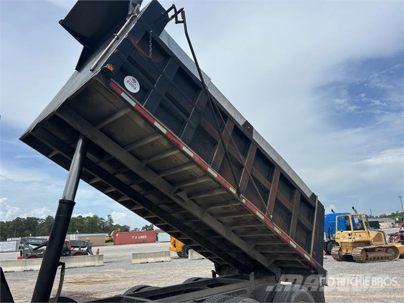 Freightliner Cascadia 125 Kipper