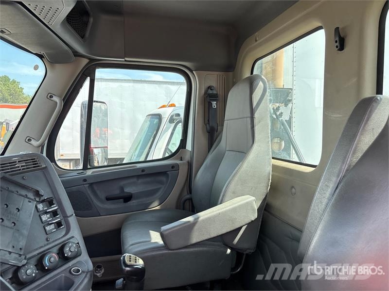 Freightliner Cascadia 125 Tegljači