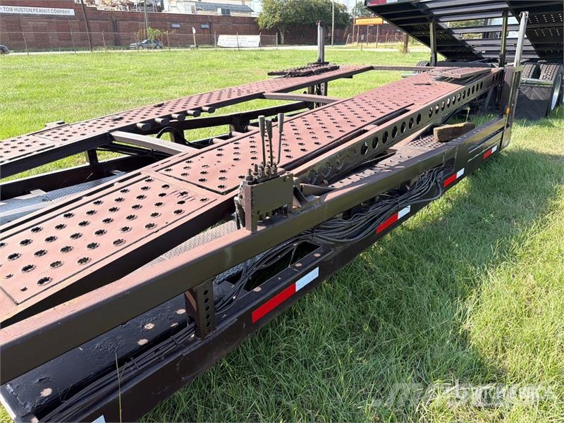 Freightliner Cascadia 113 6x4 Sleeper Car Carrier Truck مركبات النقل