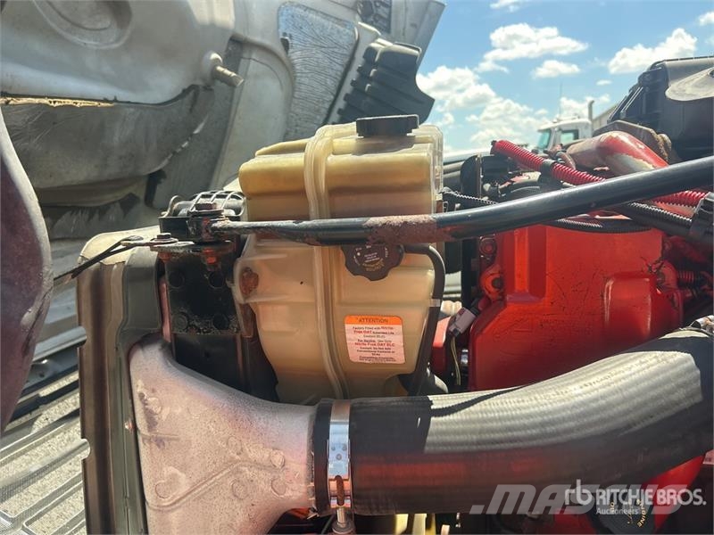 Freightliner Cascadia 125 Седельные тягачи