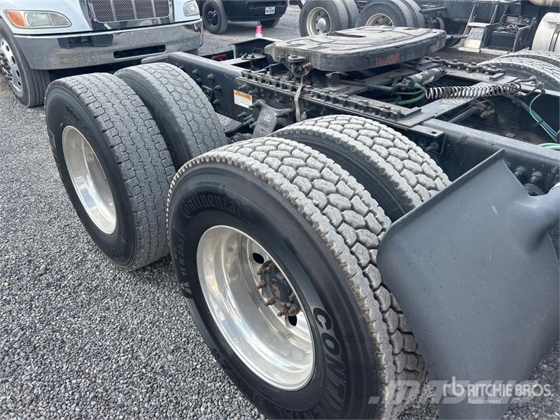 Freightliner Cascadia 126 Dragbilar