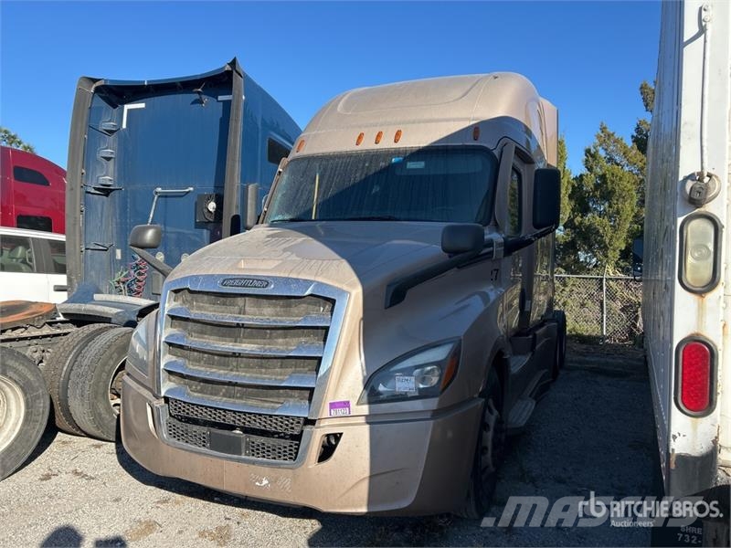 Freightliner Cascadia 126 Motrici e Trattori Stradali
