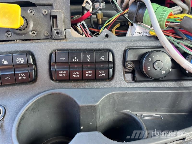 Freightliner Cascadia 113 Седельные тягачи