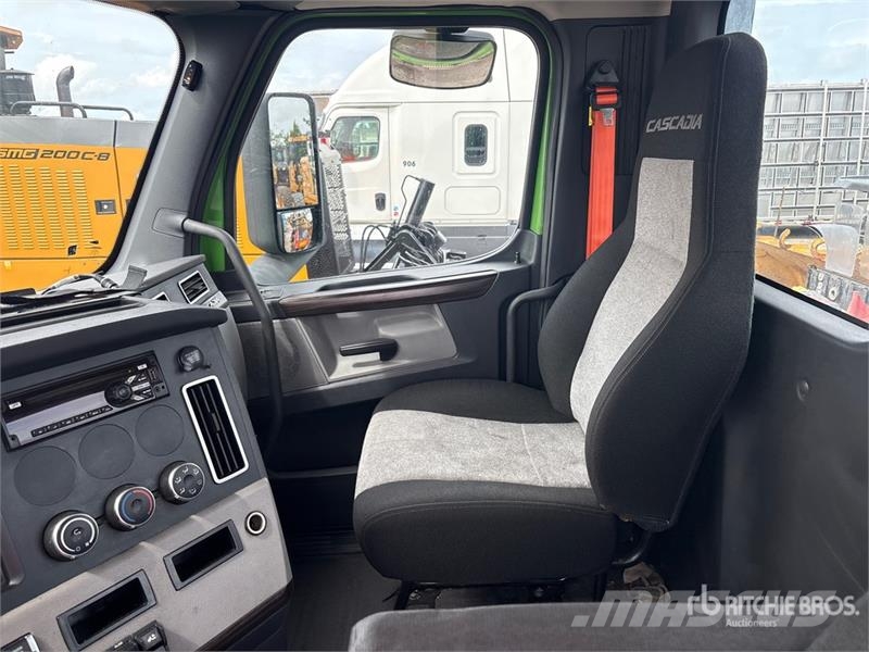 Freightliner Cascadia 116 Vlačilci