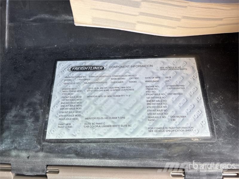 Freightliner Cascadia 113 Camiones portacoches