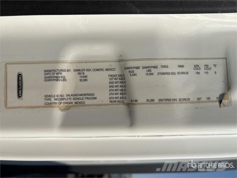 Freightliner Cascadia 113 Camiones portacoches