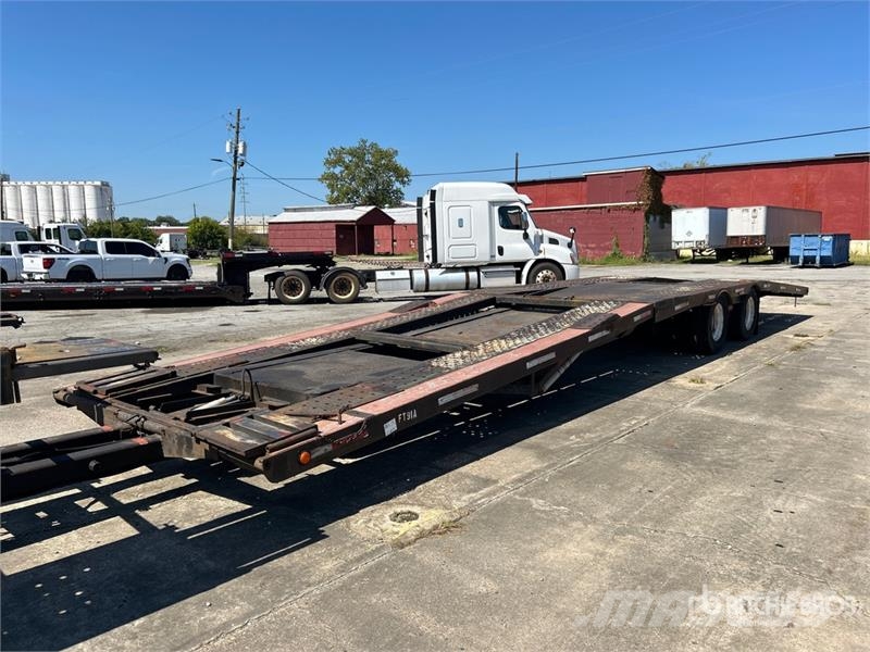 Freightliner Cascadia 113 6x4 Sleeper Car Carrier Truck Autovežiai