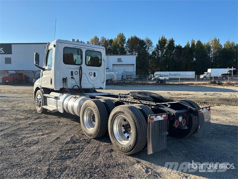 Freightliner Cascadia 116 Vilcēji