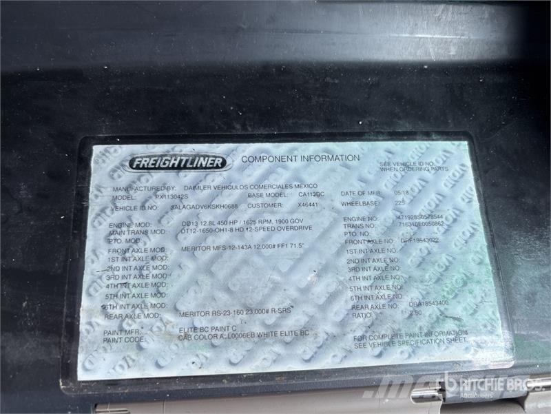 Freightliner Cascadia 113 Camiones portavehículos