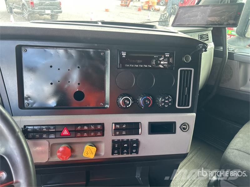 Freightliner Cascadia 126 Vlačilci