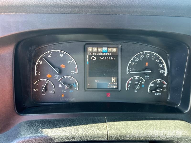 Freightliner Cascadia 126 Τράκτορες