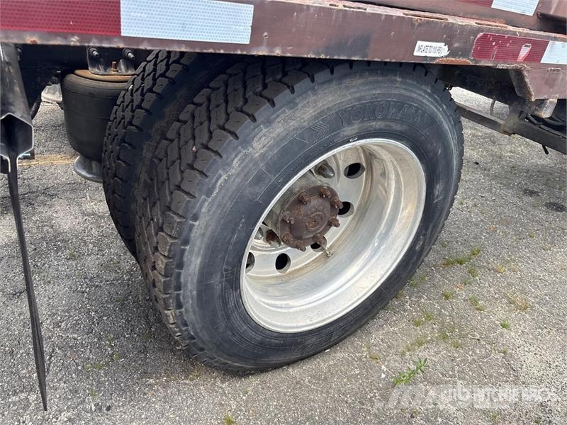 Freightliner Cascadia 113 Camiones portacoches