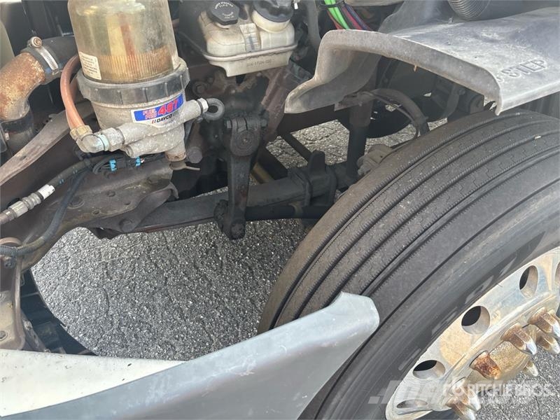 Freightliner Cascadia 113 Camiones portacoches