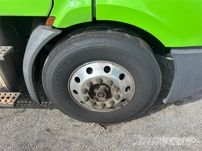 Freightliner Cascadia 116 وحدات الجر