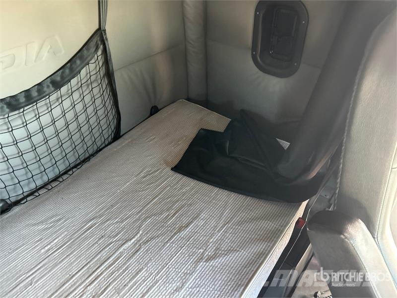 Freightliner Cascadia 116 Prime Movers
