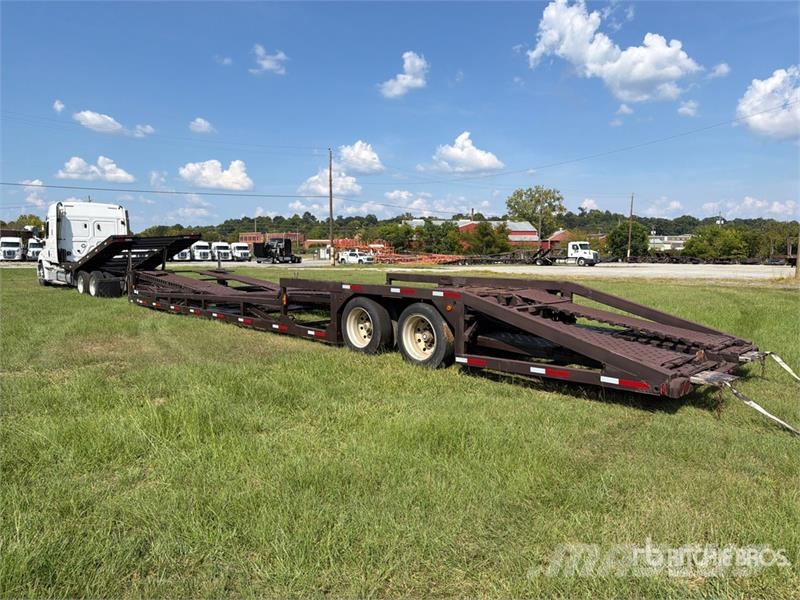 Freightliner Cascadia 113 6x4 Sleeper Car Carrier Truck مركبات النقل