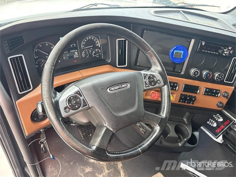 Freightliner Cascadia 126 Влекачи