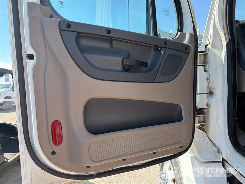 Freightliner Cascadia 125 Седельные тягачи
