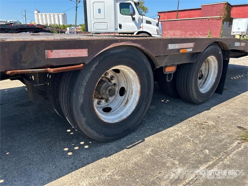 Freightliner Cascadia 113 6x4 Sleeper Car Carrier Truck Autovežiai
