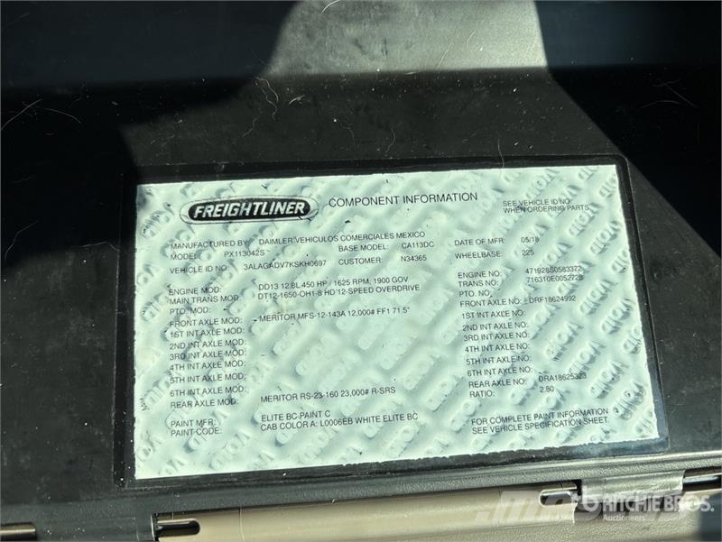 Freightliner Cascadia 113 Camiones portacoches