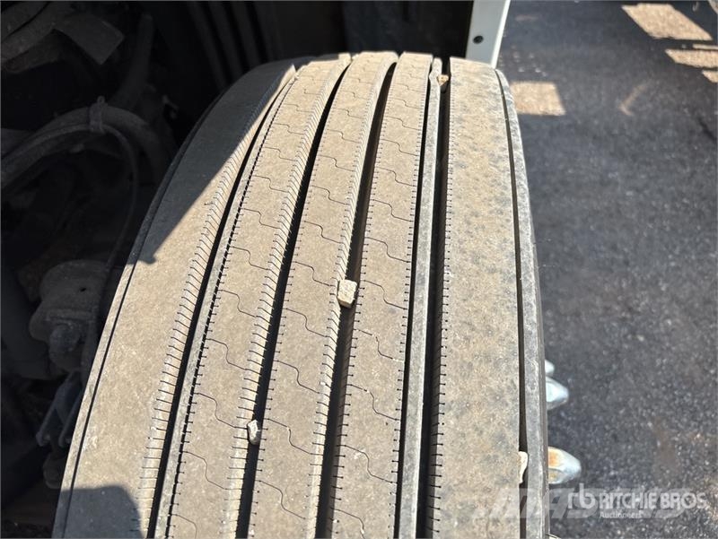 Freightliner Cascadia 113 Camiones portacoches