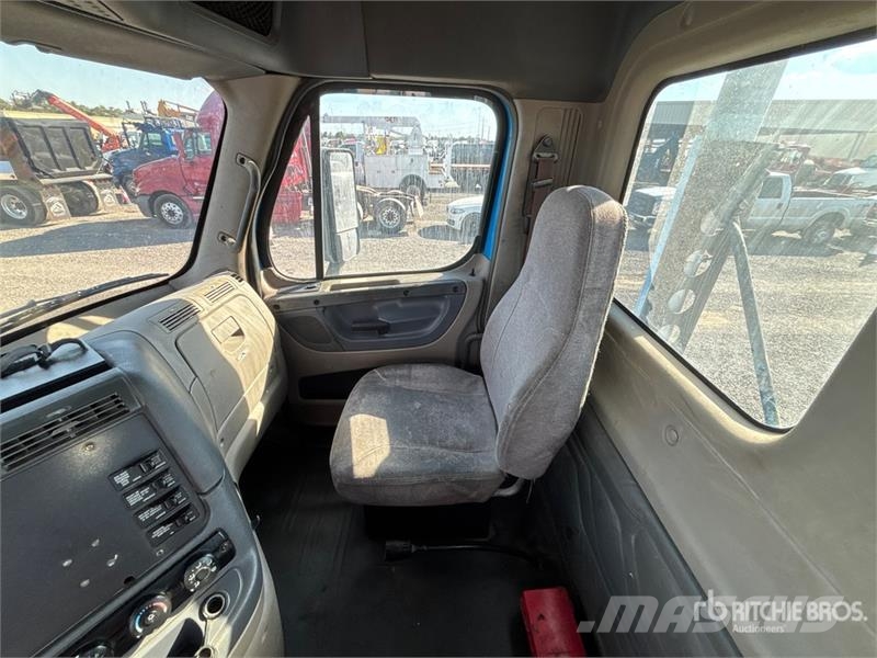 Freightliner Cascadia 113 Vlačilci