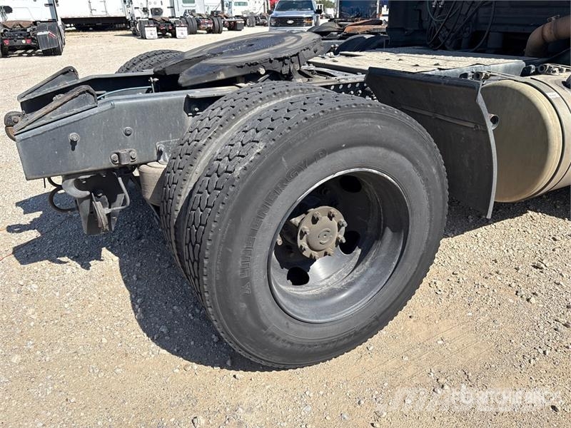 Freightliner Cascadia 113 Седельные тягачи