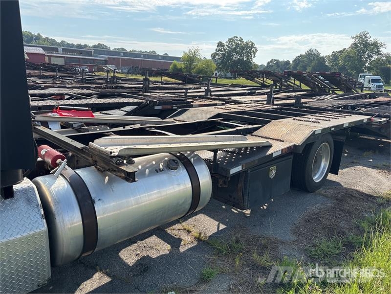 Freightliner Cascadia 113 Camiones portacoches