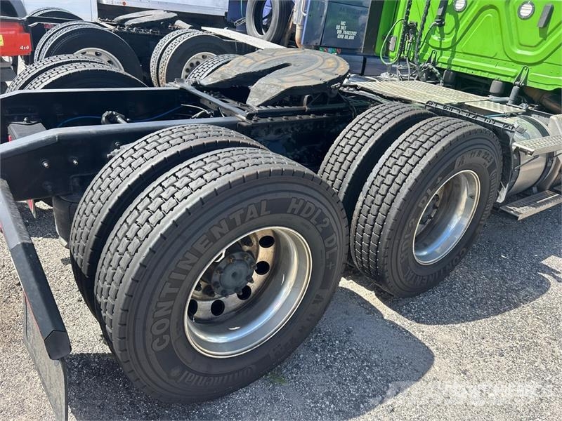 Freightliner Cascadia 116 Vlačilci