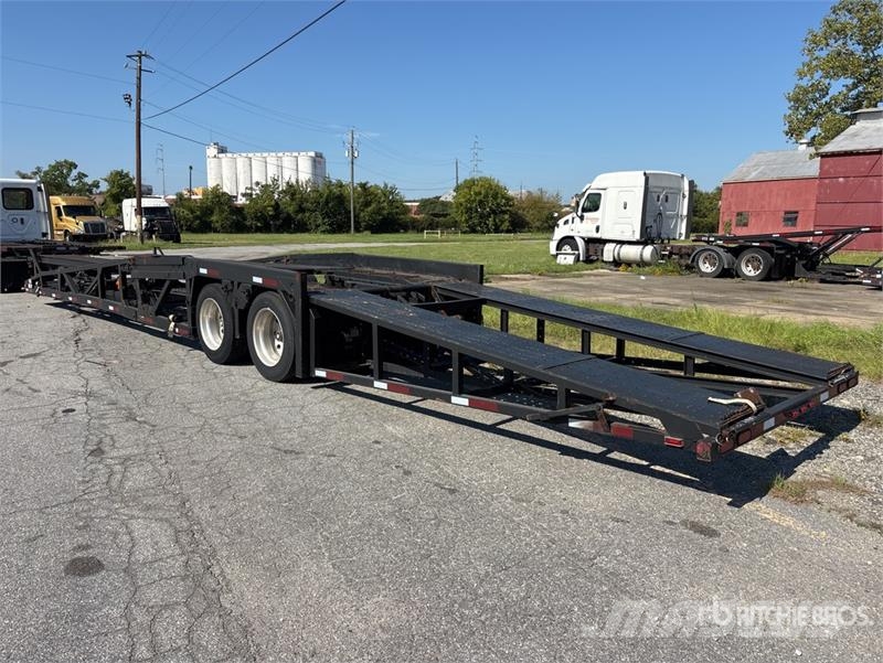 Freightliner Cascadia 113 4x2 Car Carrier Truck Trasportatore per veicoli