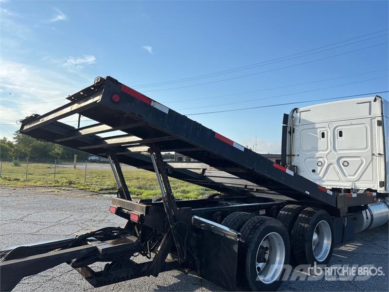 Freightliner Cascadia 113 6x4 Sleeper Car Carrier Truck Biltransportbilar