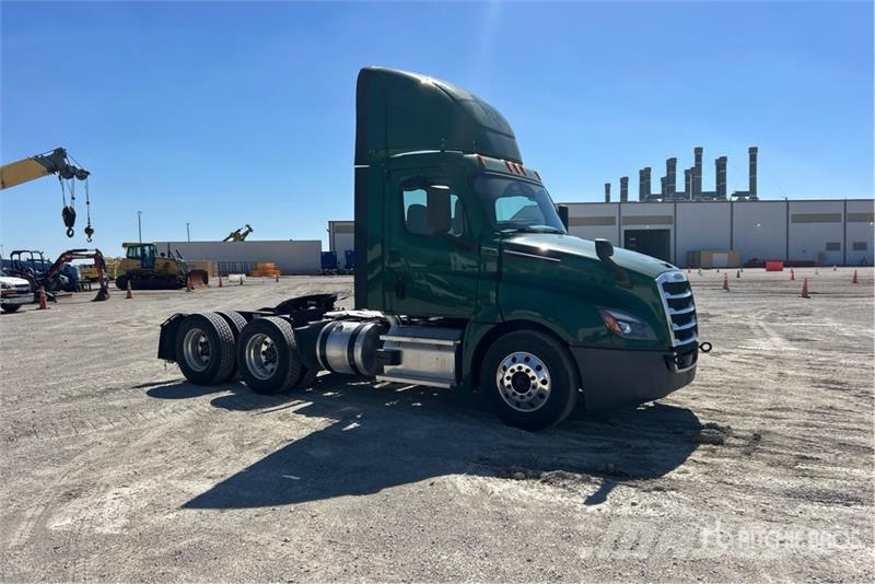 Freightliner Cascadia 126 Τράκτορες