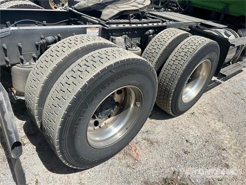 Freightliner Cascadia 116 曳引機組件