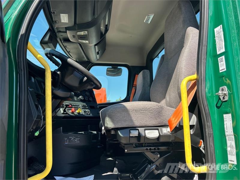 Freightliner Cascadia 126 Τράκτορες