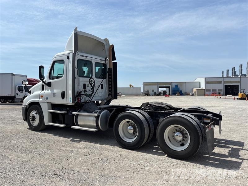Freightliner Cascadia 125 Tegljači