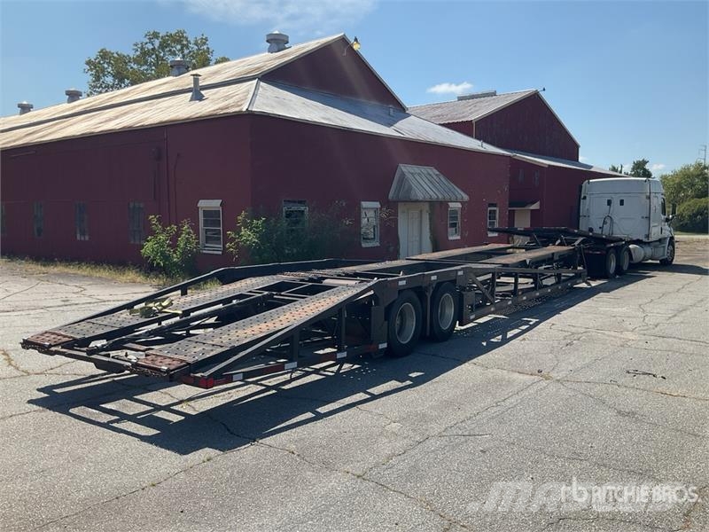Freightliner Cascadia 113 6x4 Sleeper Car Carrier Truck Evakuatori