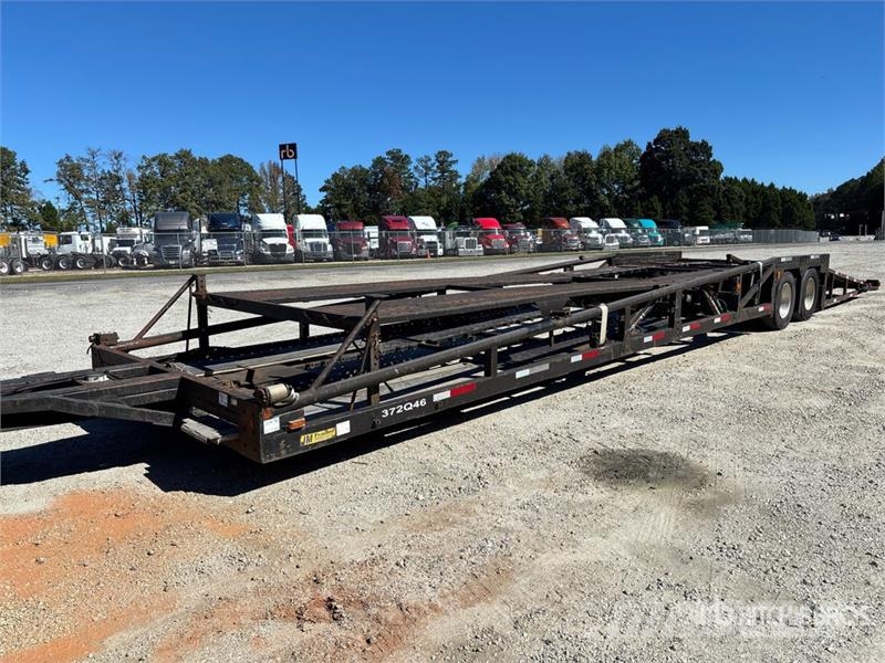 Freightliner Cascadia 113 Car Carrier Truck Camiões de Transporte Auto