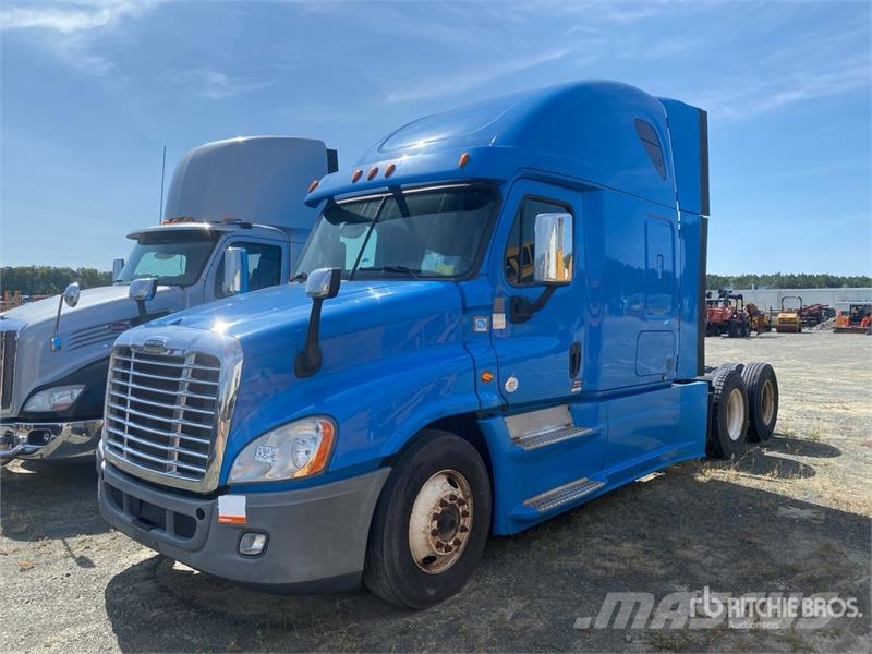 Freightliner Cascadia 125 Влекачи