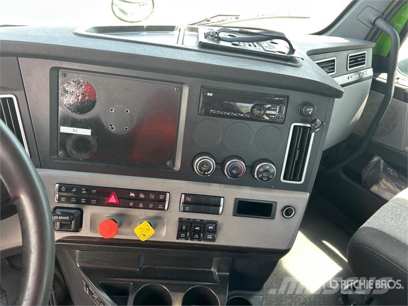 Freightliner Cascadia 116 曳引機組件