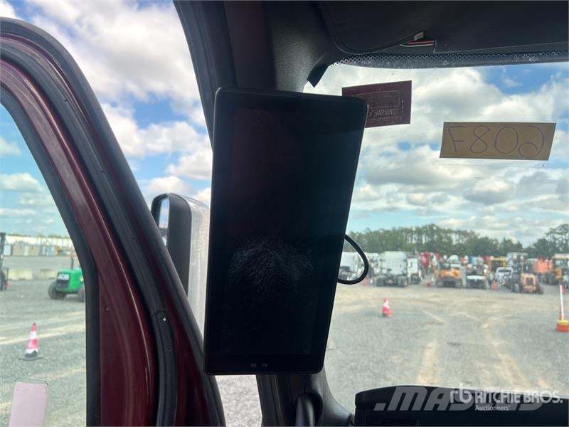 Freightliner Cascadia 126 Vlačilci